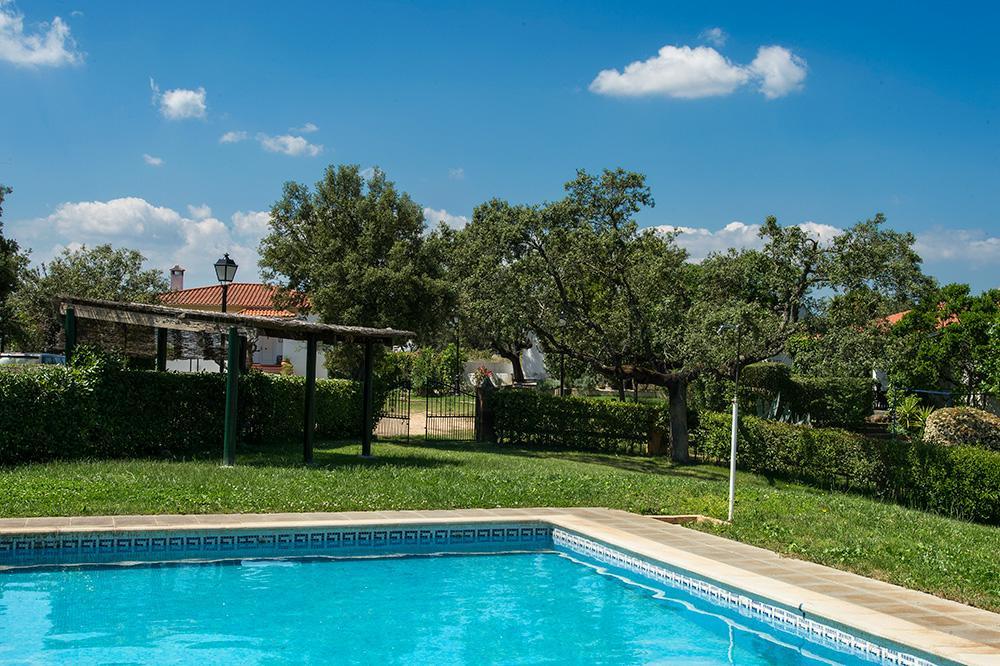 Finca Dehesa Tres Riveros Herrera de Alcántara Exteriör bild
